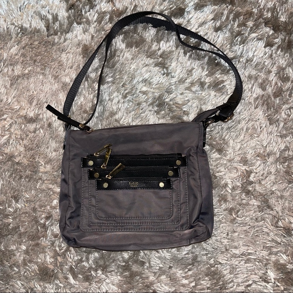 Tutilo New York handbag